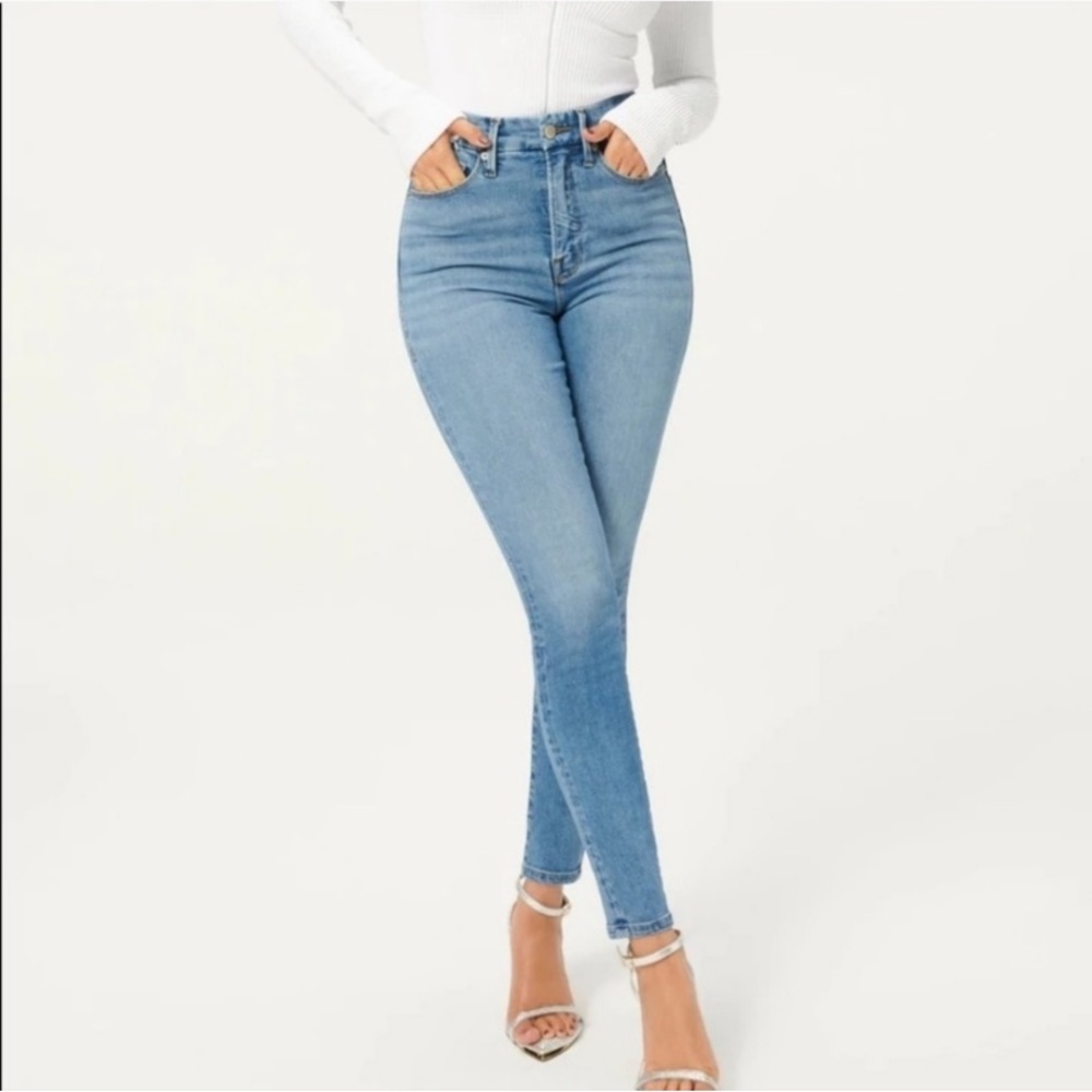 Good American Good Waist Skinny Jeans